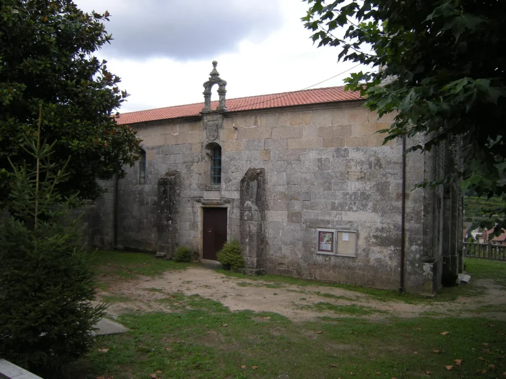 Iglesia de Santa Baia de Mos