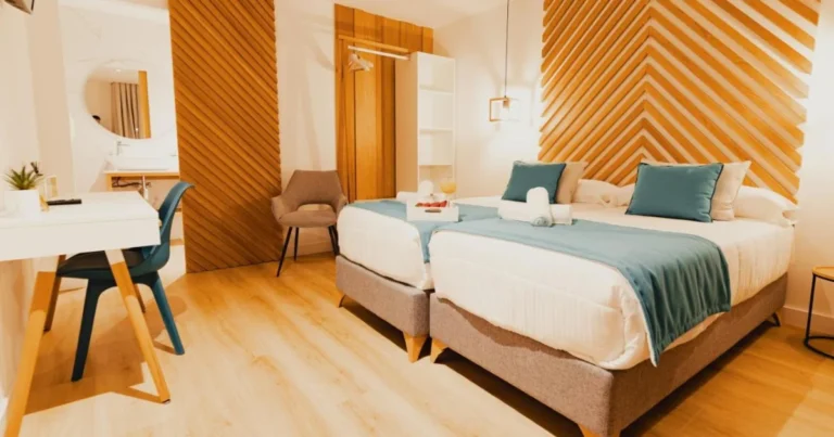 Hotel Lotus
