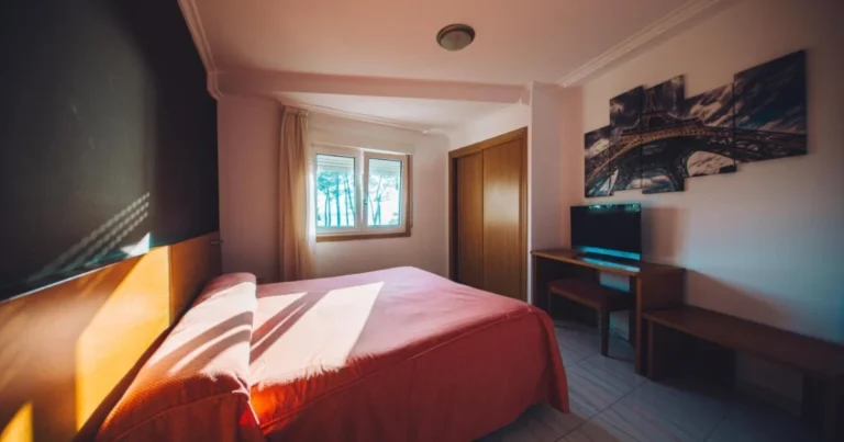 Hotel Dinajan